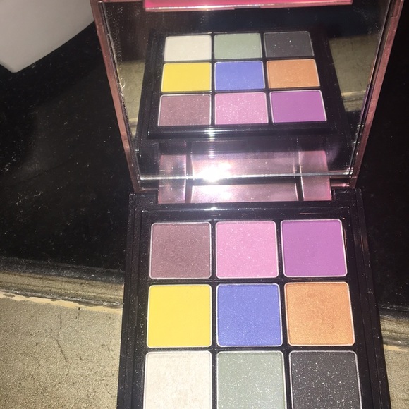 Mark eyeshadow pallet - Picture 5 of 5